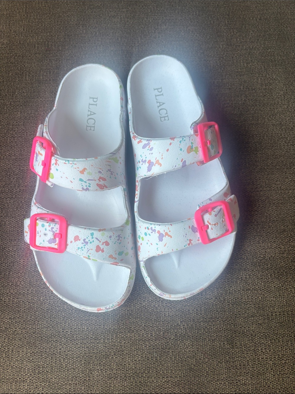Place White Paint-Splash Sandals with Hot Pink Buckles